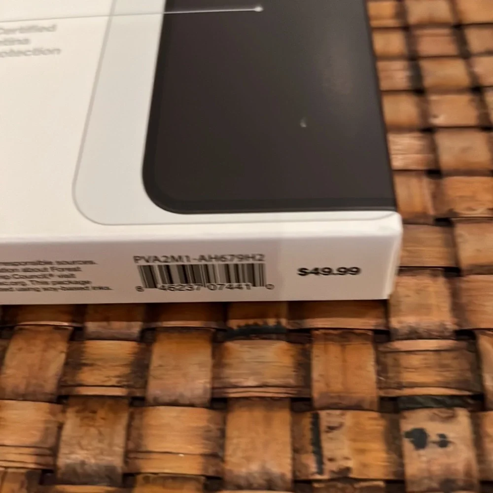 NWT iPhone 13 Pro Max Blue Light Protector